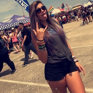 Meet your Posher, Ashleigh